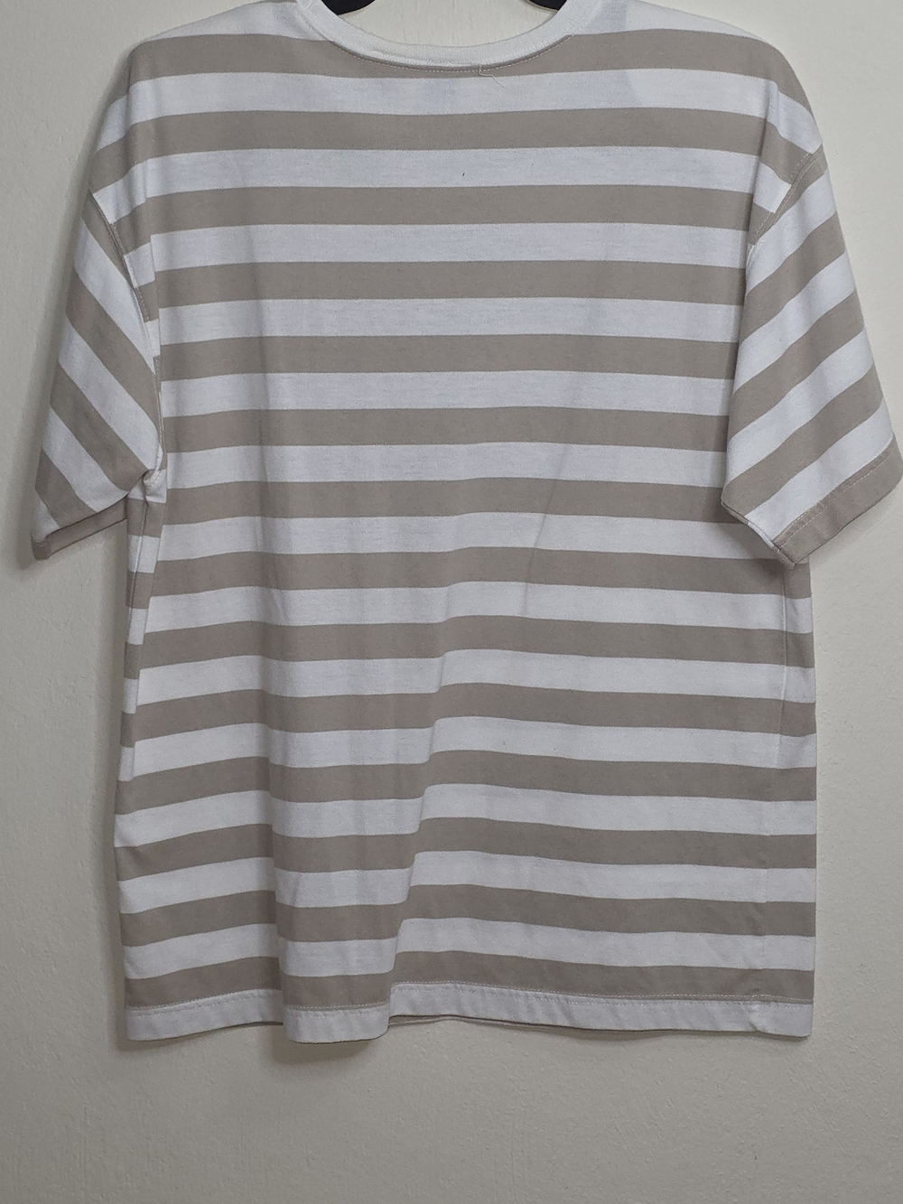 Pasta Brand Beige & White Striped Sun Graphic Tee - Picture 2 of 3